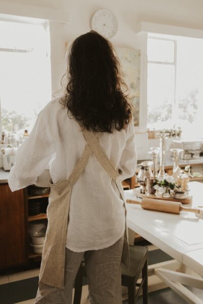 Apron in Natural Linen - Image 3